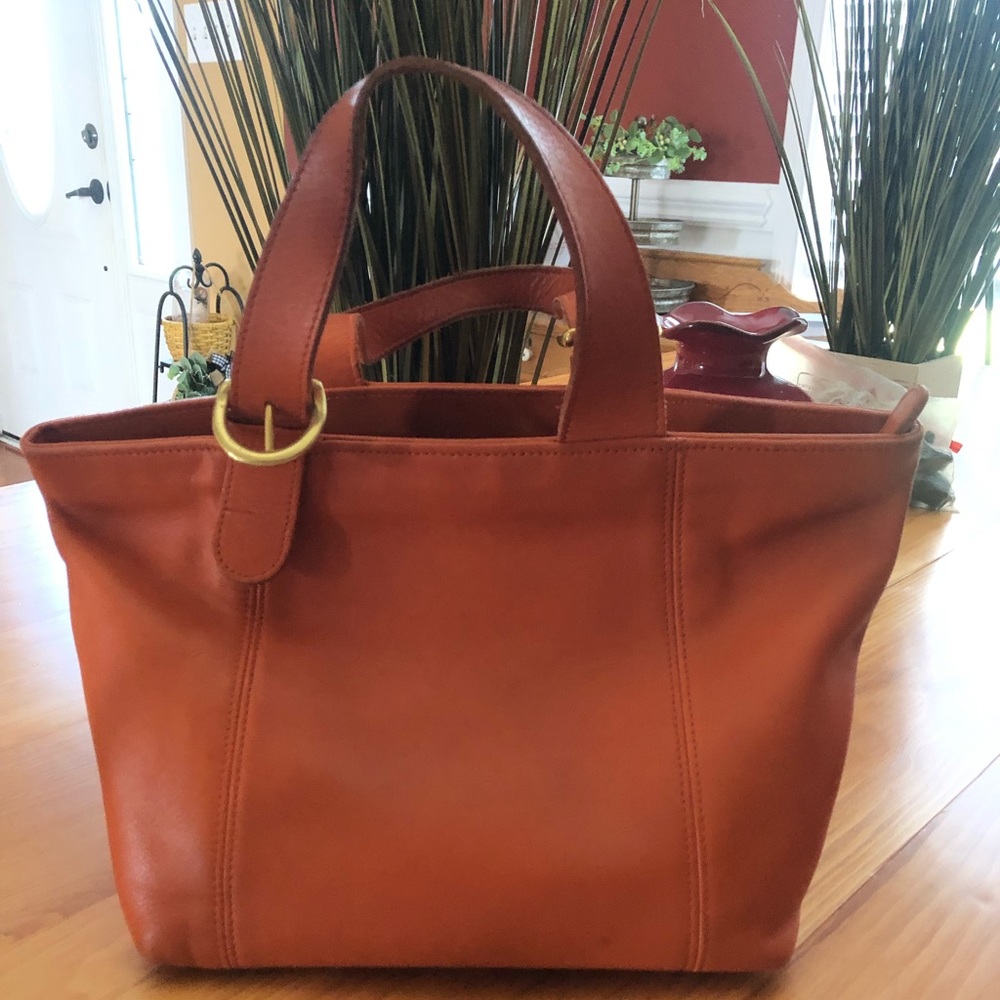 Vintage coach hand bag